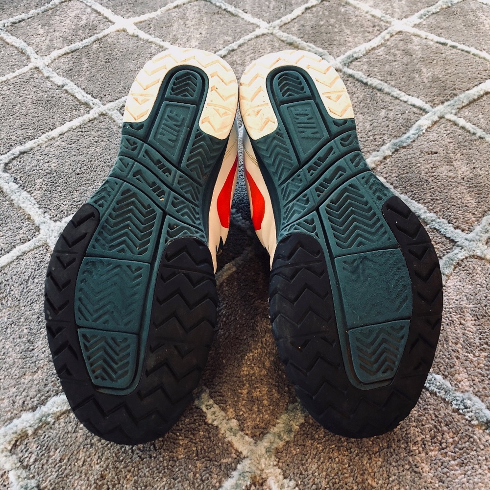 Nike Men's Vapor Court Tennis Shoes - Picture 5 of 6